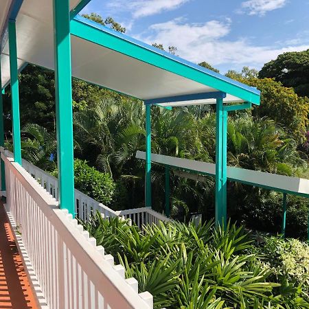 Tropical Palms Resort & 4Wd Hire Picnic Bay Exteriör bild